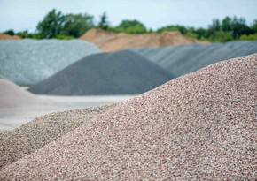 Азербайджан увеличил производство строительного песка более чем на 26%