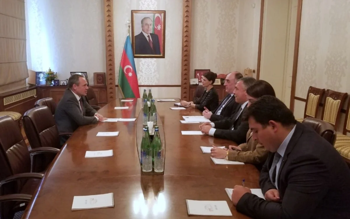 XİN rəhbəri Latviyanın Azərbaycandakı səfirini fəaliyyətinin başa çatması münasibətilə qəbul edib