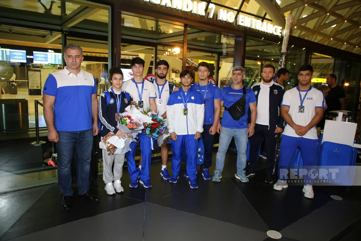 Avropa çempionatında uğur qazanan gənc cüdoçular Vətənə dönüblər