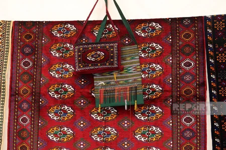 Baku hosts International Carpet Festival