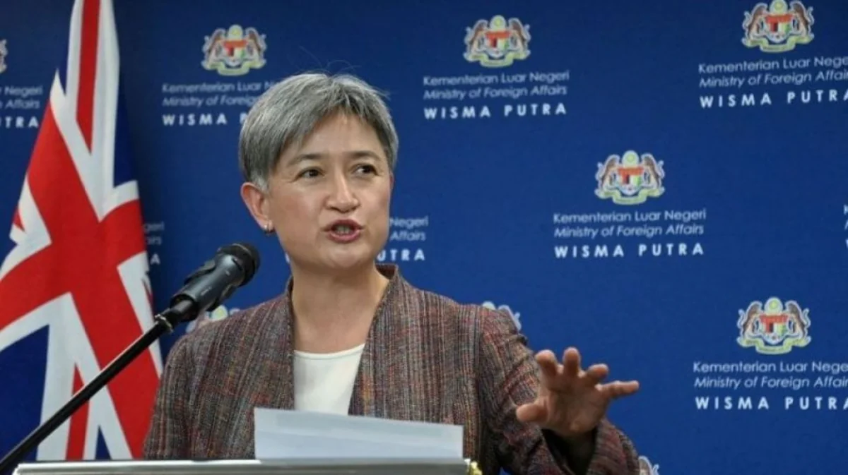 Australia imposes sanctions on Iran, Russia