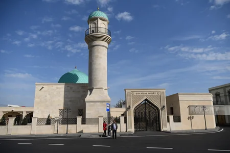Bakıdakı Şah Abbas məscidi əsaslı təmir olunub, minarə tikilib