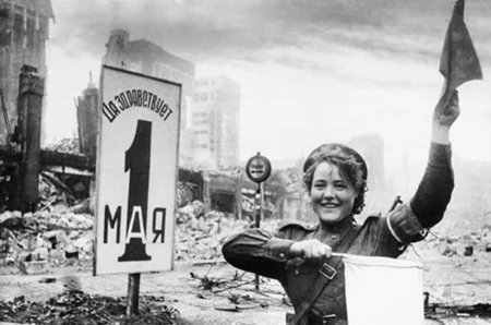 ​Информсовет СНГ представляет фотовыставку 70 лет Победы - ФОТО