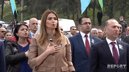 İzmirdə Xocalı faciəsinin qurbanları yad edilib - FOTO