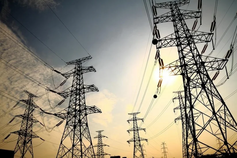 Azərbaycanda elektrik enerjisinin istehsalı 5 %-dən çox artıb