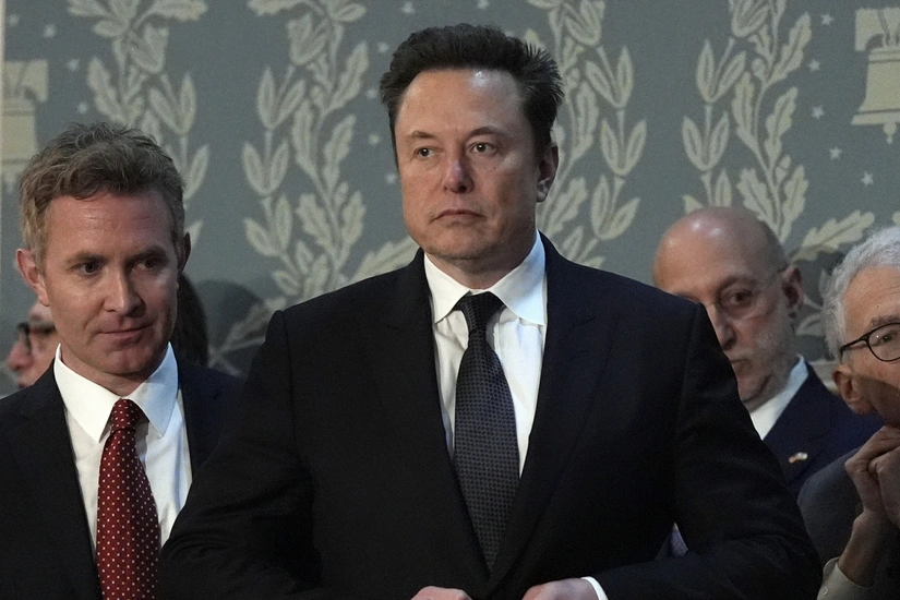 İlon Mask hər il mühafizəsi üçün milyonlarla dollar xərcləyir