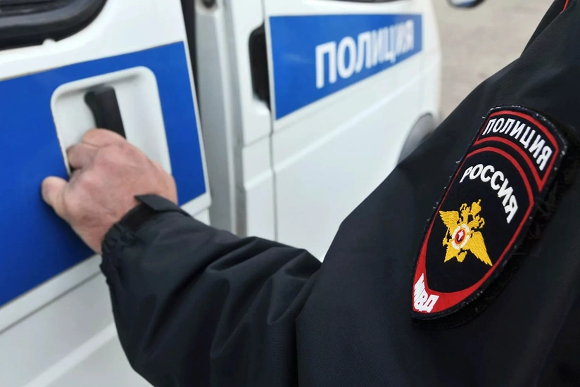 Casualties reported as man attacks passers-by in Russia