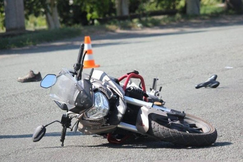 Bakıda 21 yaşlı gənc yol qəzasında xəsarət aldı