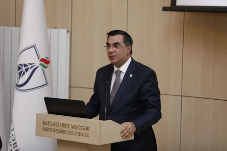 SOCAR launches trainings on Leadership Academy concept