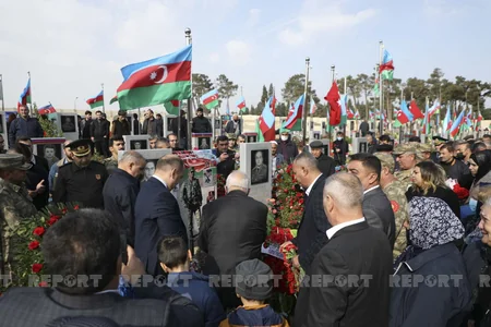 Vətən müharibəsi şəhidinin məzarı ziyarət olunub