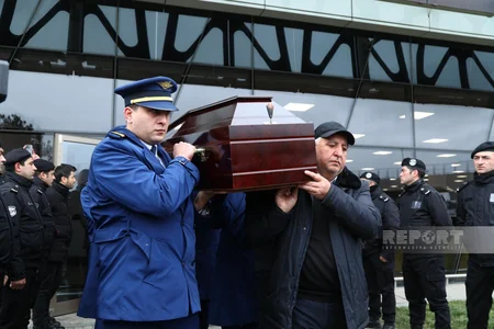 Bakıda təyyarə qəzasında həlak olan ekipaj üzvləri ilə vida mərasimi başa çatıb - YENİLƏNİB-2