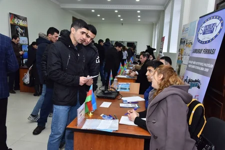 Sumqayıtda əmək yarmarkası keçirilib