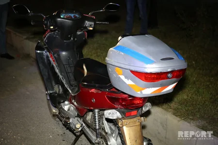 Bakıda motosiklet taksi ilə toqquşub, xəsarət alan var - VİDEO