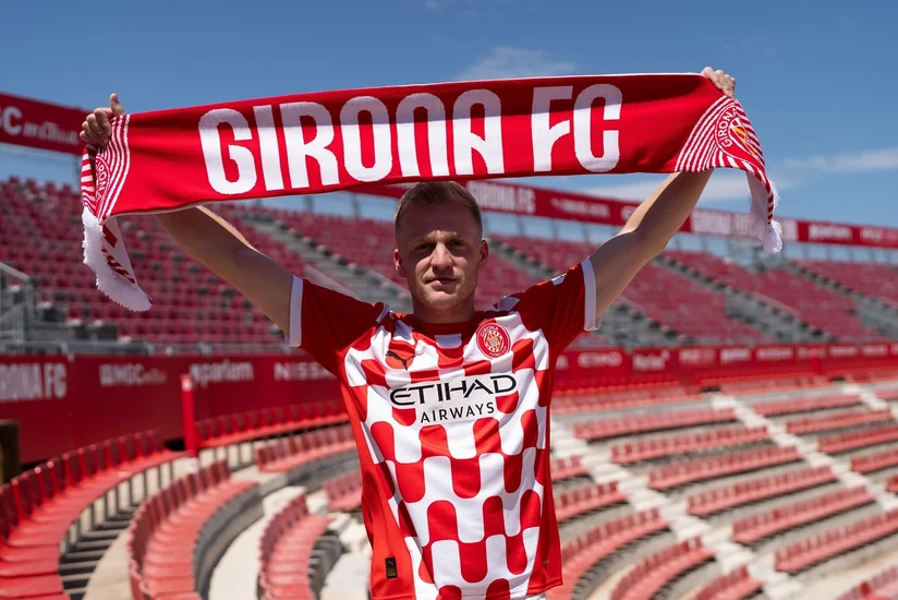 Mançester Yunaytedin futbolçusu İspaniya klubuna transfer olunub