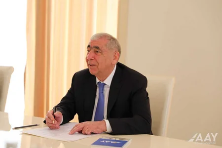 Saleh Məmmədov Göygöldə vətəndaşları qəbul edib