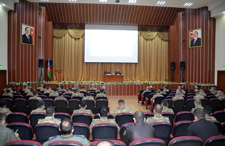 Bölmə komandirlərinin müavinləri ilə toplantı keçirilib