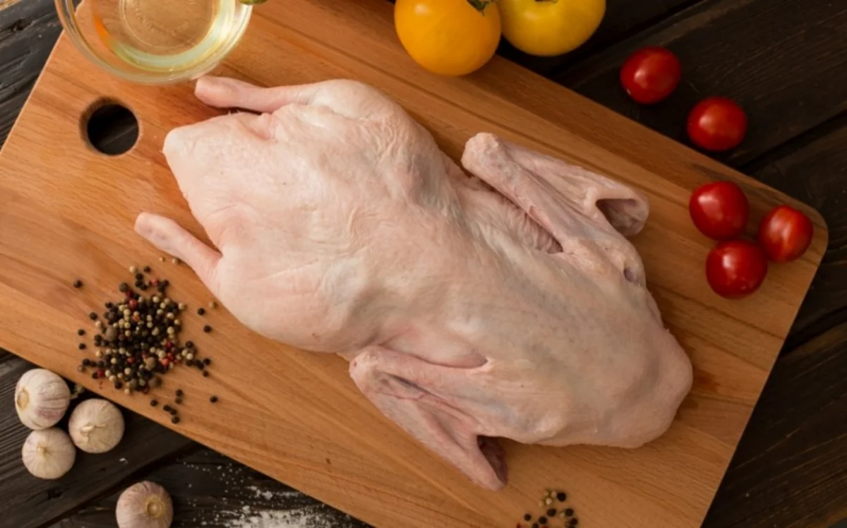 Azerbaijan starts supplying duck meat from 2 countries