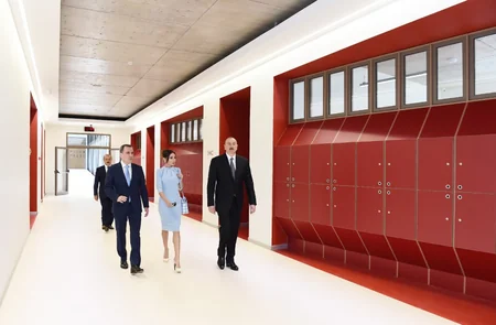 Prezident İlham Əliyev Bakıda Heydər Əliyev adına Müasir Təhsil Kompleksinin yeni binasının açılışında iştirak edib - YENİLƏNİB