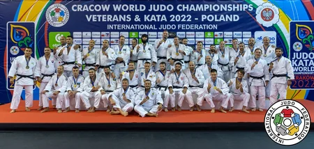 Azərbaycanın veteran cüdoçuları dünya çempionatının 2-ci günündə 7 medal qazanıb