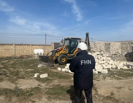 В поселке Бузовна снесена незаконная постройка