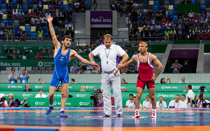 Azərbaycanlı güləşçi Bakı 2015də bürünc medal qazanıb