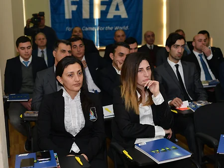 Azərbaycanda ilk dəfə FİFA-nın futzal hakimləri və hakim-inspektorları üçün seminarı başlayıb