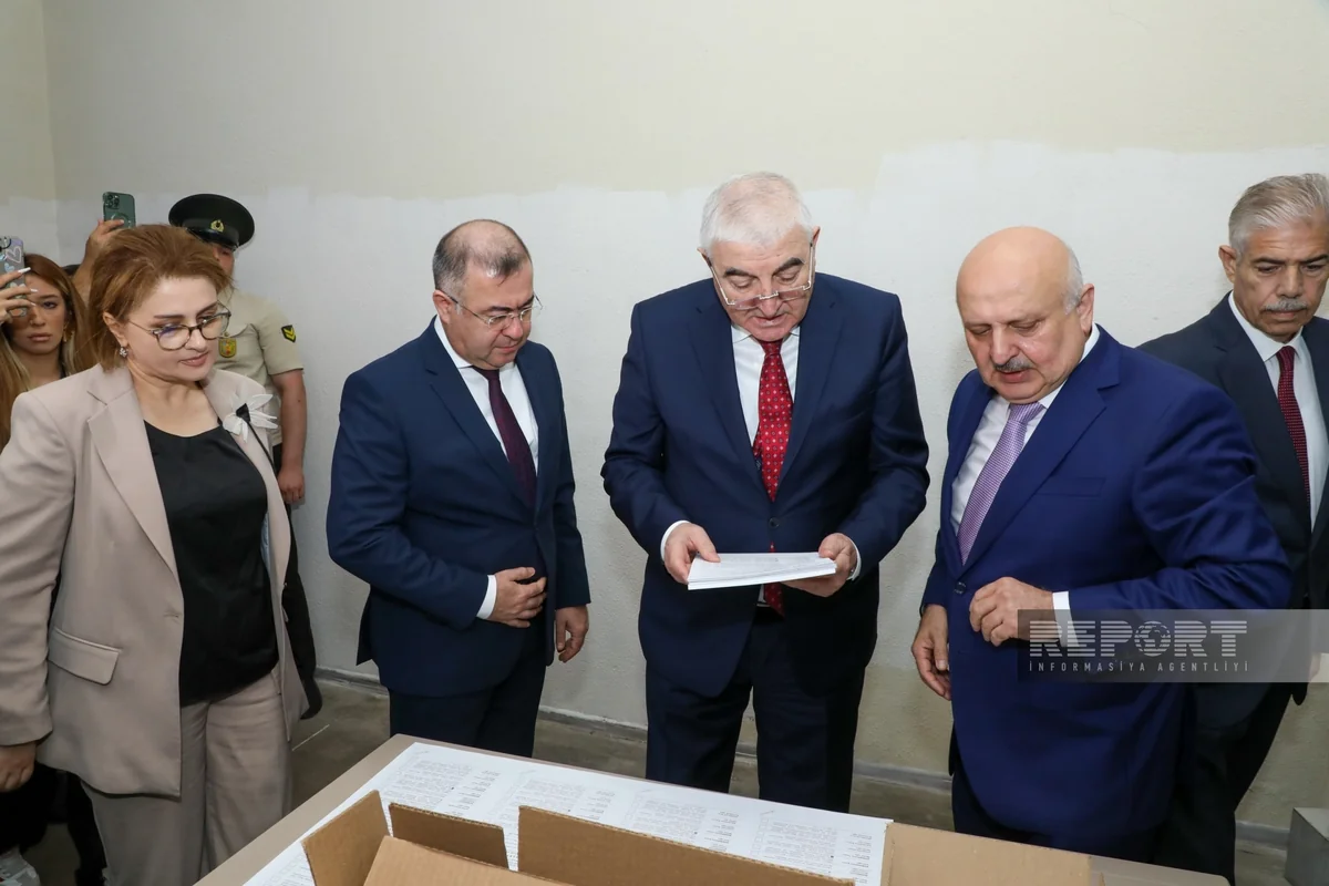 Milli Məclisə seçkilərlə əlaqədar altı milyon yarımdan çox seçki bülleteninin çapına başlanılıb