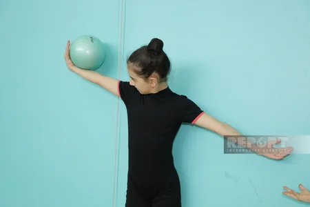 Bölgə gimnastlarının Milli Gimnastika Arenasında məşqləri davam edir