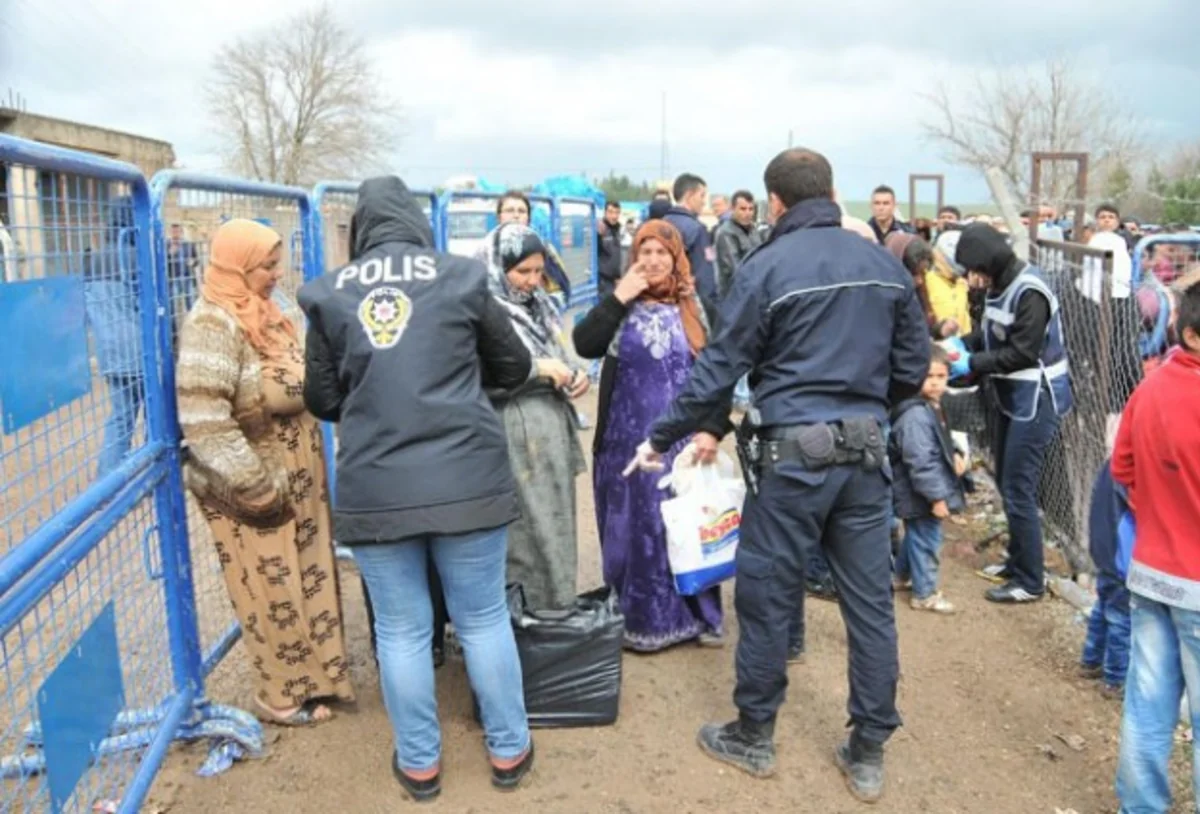 ​Suriya kürdləri Kobaniyə geri qayıdır