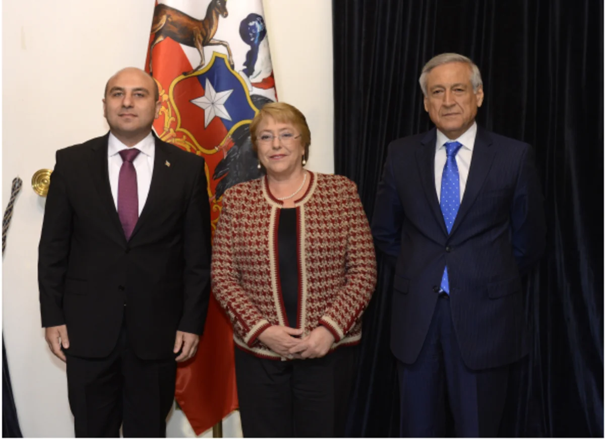 Azərbaycan səfiri etimadnaməsini Çili prezidentinə təqdim edib