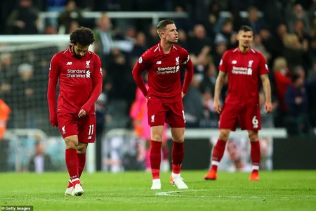 Ливерпуль вырвал победу в матче с Ньюкаслом, но остался без Салаха