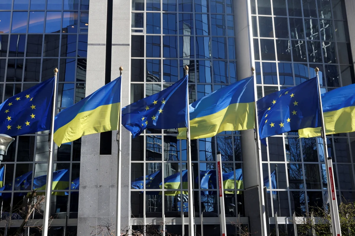 ЕС намерен создать спецмеханизм военных поставок Киеву на €5 млрд в год