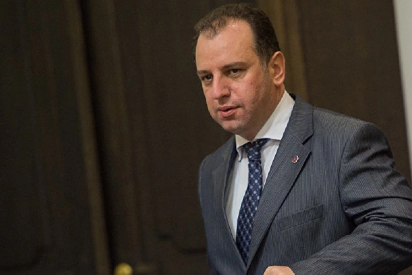 Armenian defense minister confesses: military conscription is in corruption - COMMENT