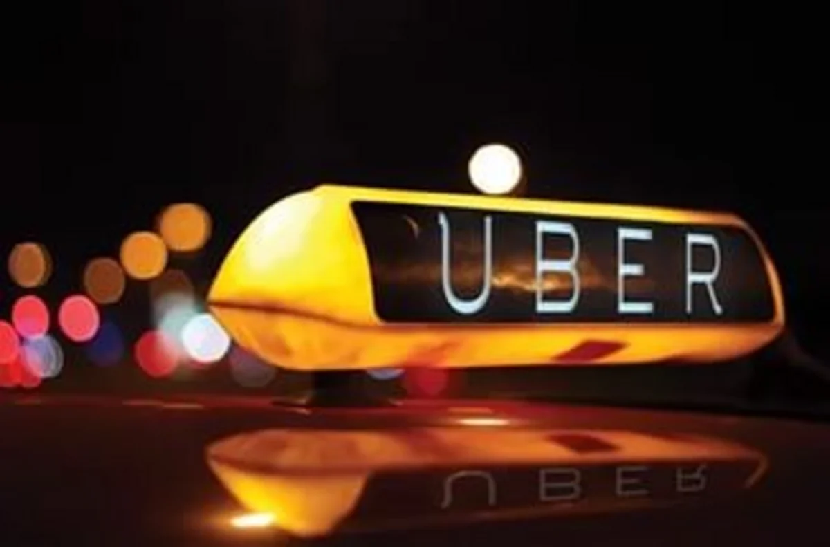 Uber заключил договор с Daimler о создании беспилотного такси