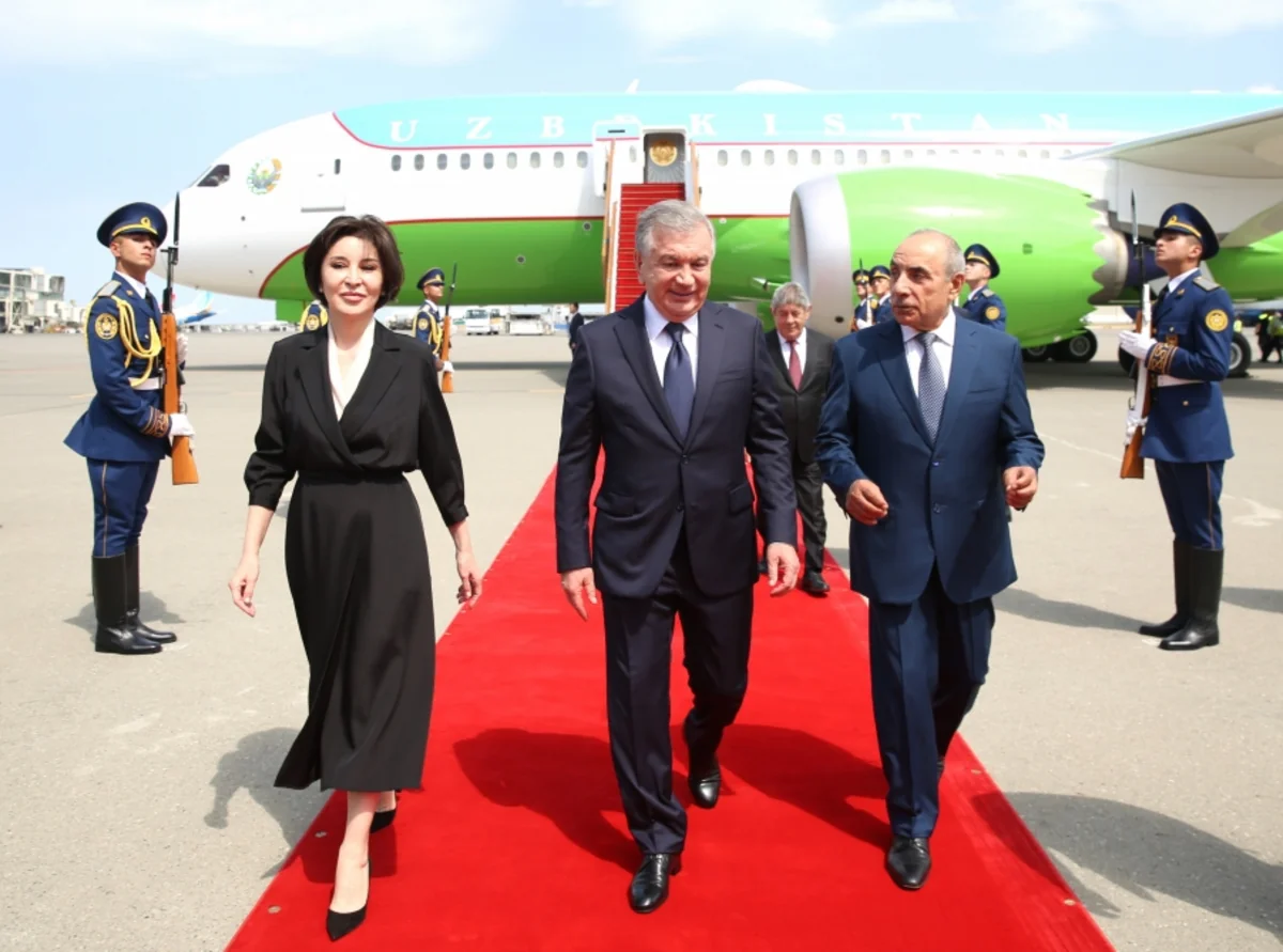 Özbəkistan Prezidenti Azərbaycana dövlət səfərinə gəlib - YENİLƏNİB