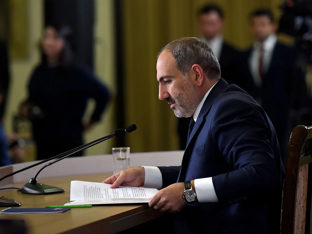 Pashinyan secretly moves to Presidential Residence due to mass protests
