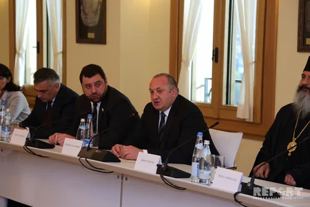 Gürcüstan prezidenti QMİ sədrini qəbul edib