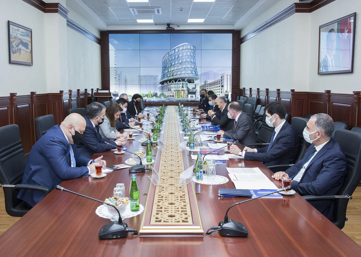 Cooperation between customs and business discussed in Azerbaijan