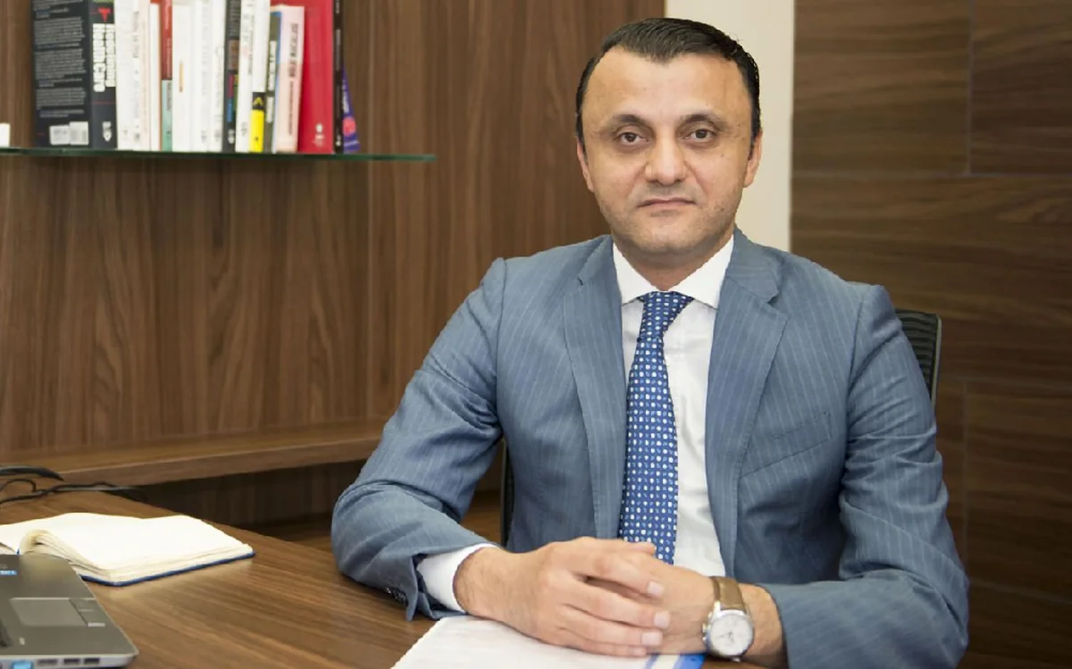Yeni sədr əvəzi TƏBİB-in kollektivinə təqdim edilib