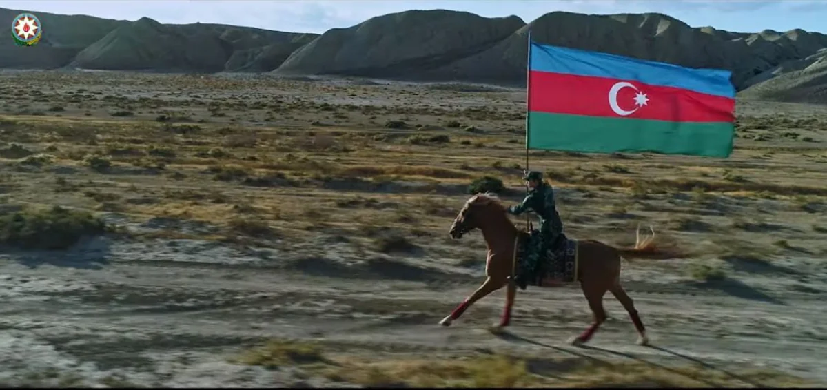 Prezident Facebookda Bayraq Günü münasibətilə paylaşım edib - VİDEO