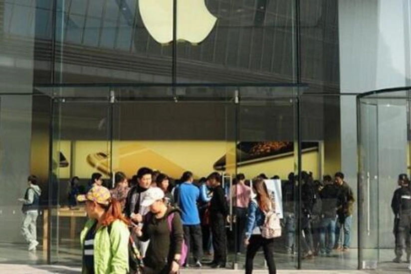 “Apple” şirkəti Çindəki mağazalarını yenidən açır