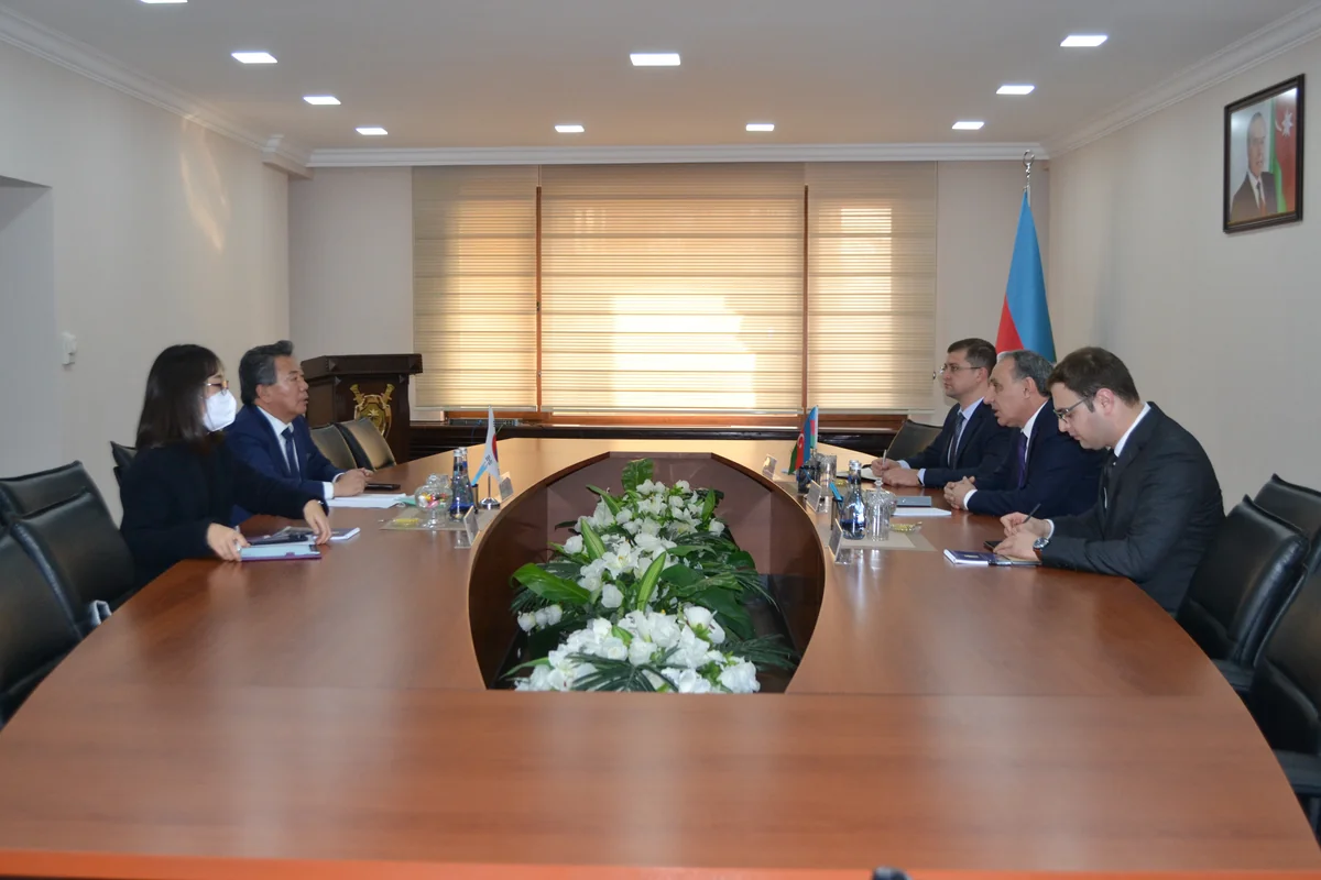 Baş prokuror Koreya səfiri ilə görüşüb