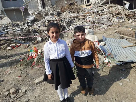 8 yaşlı Zəminədən Prezidentə: “Sizdən yeni-yeni yaxşı xəbərlər gözləyirik”