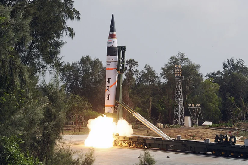 Индия провела успешные испытания баллистической ракеты Agni-4