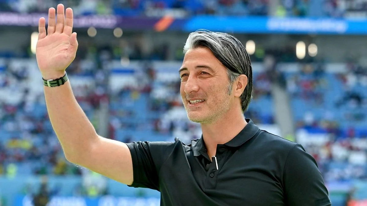 İsveçrə yığmasının baş məşqçisi: Həm futbolçular, həm də millətimiz üçün kədərlənirəm