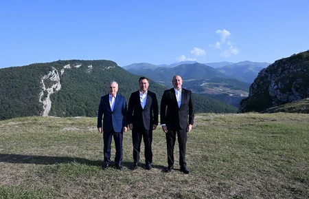 Azərbaycan, Özbəkistan və Qırğızıstan prezidentləri Şuşada gəziblər - YENİLƏNİB