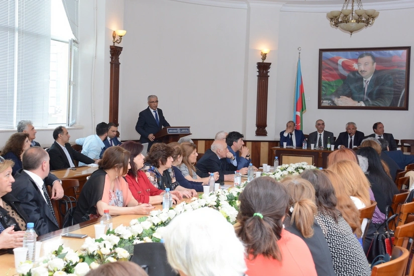 UNEC-də Əziz Əliyevin anadan olmasının 120 illiyinə həsr olunan konfrans keçirilib