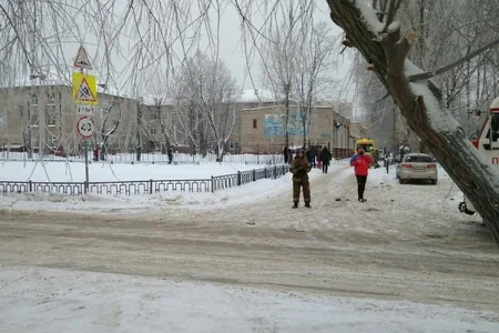 9 injured as masked men attacked school in Russia - PHOTO - UPDATED
