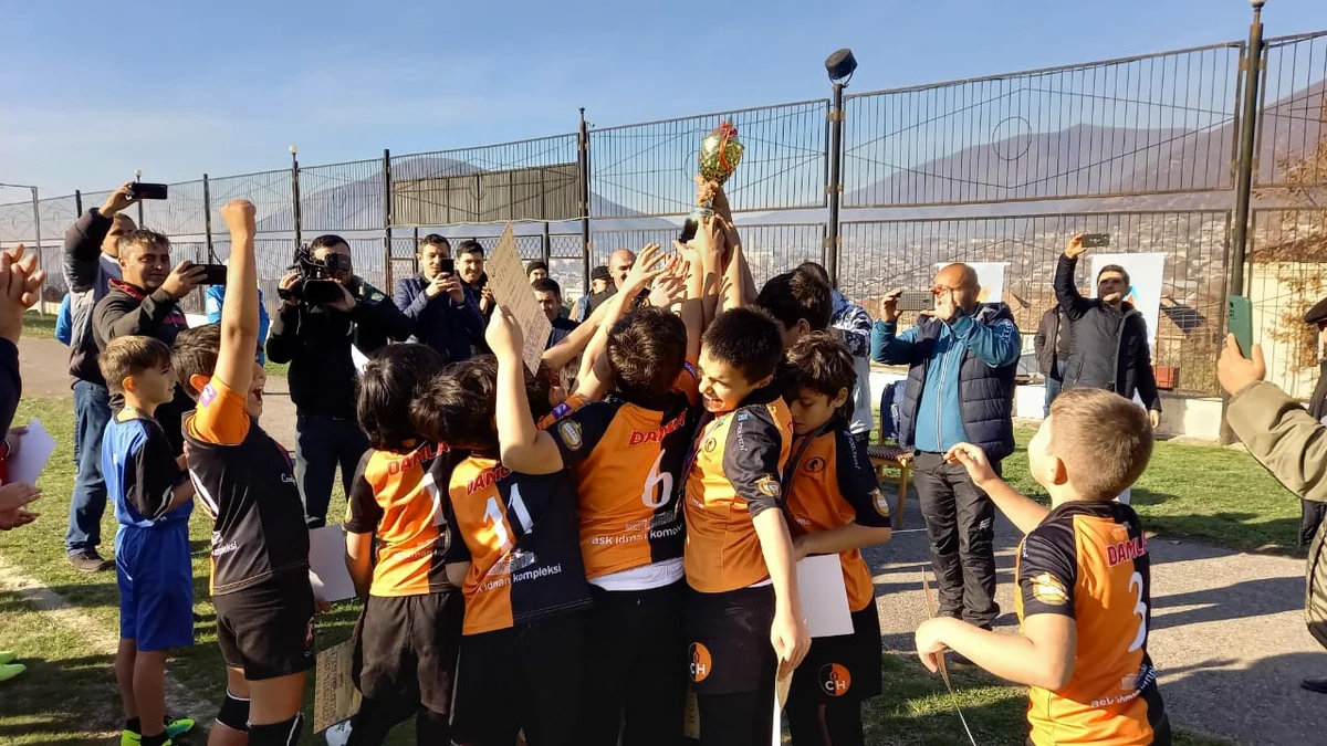 Qarabağ reqbi klubu Azərbaycan çempionu olub