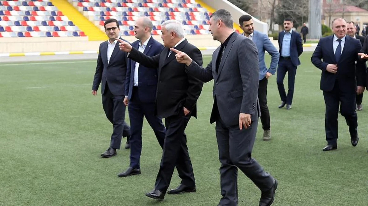 AFFA prezidenti Ağsu şəhər stadionuna baxış keçirib
